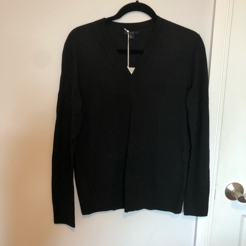 BNWT Merino Wool Sweater